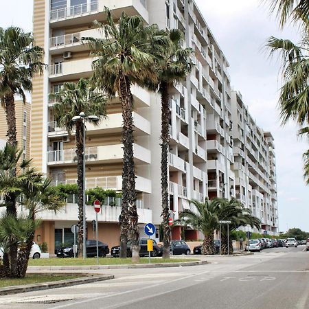 Fara 8 Apartment Bari Bagian luar foto