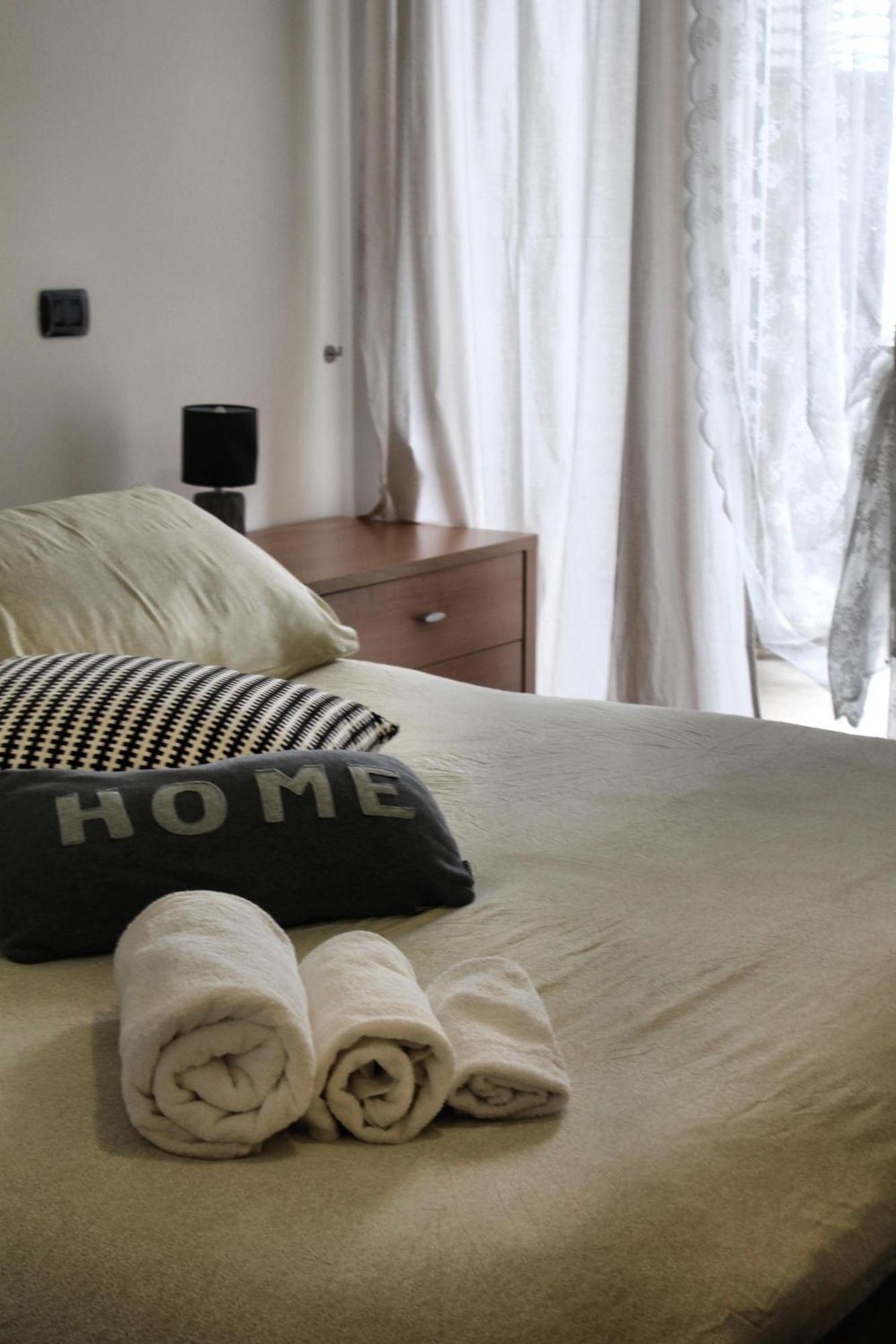 Fara 8 Apartment Bari Bagian luar foto