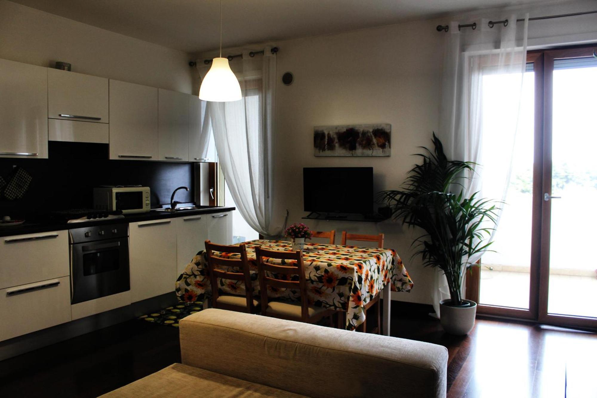 Fara 8 Apartment Bari Bagian luar foto