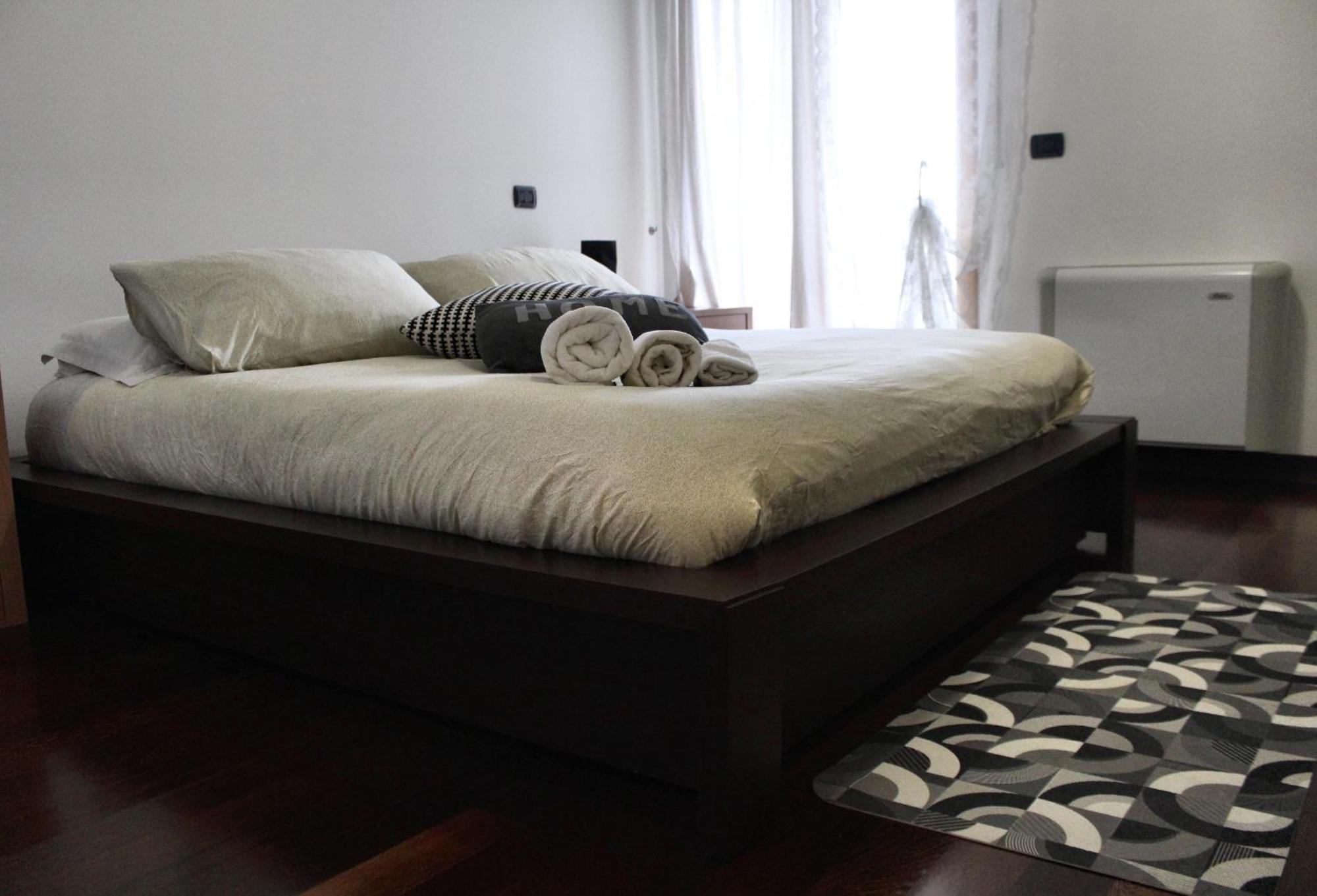 Fara 8 Apartment Bari Bagian luar foto